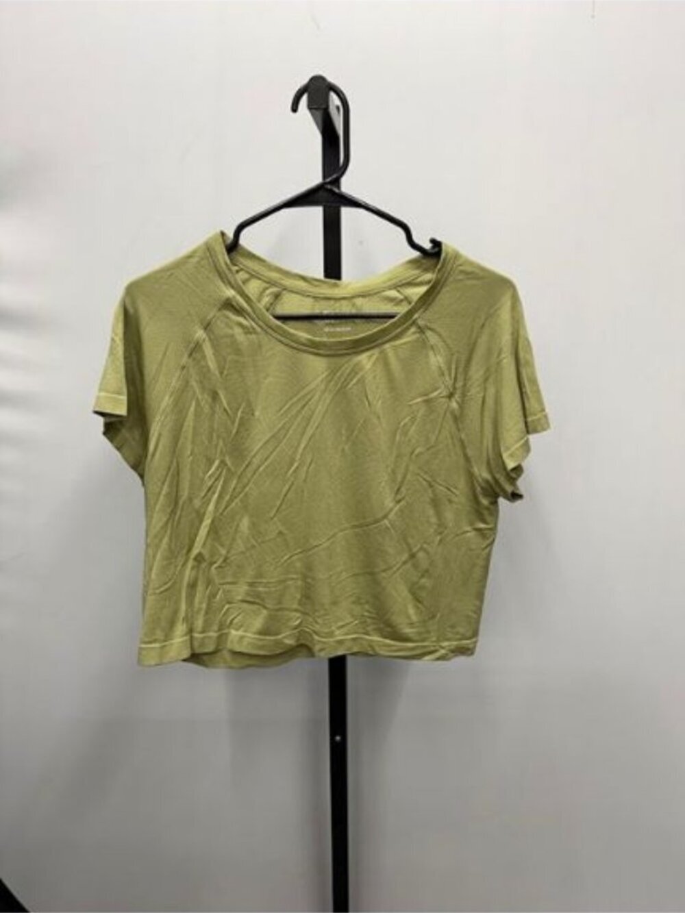 All in Motion Green Cropped Activewear Top